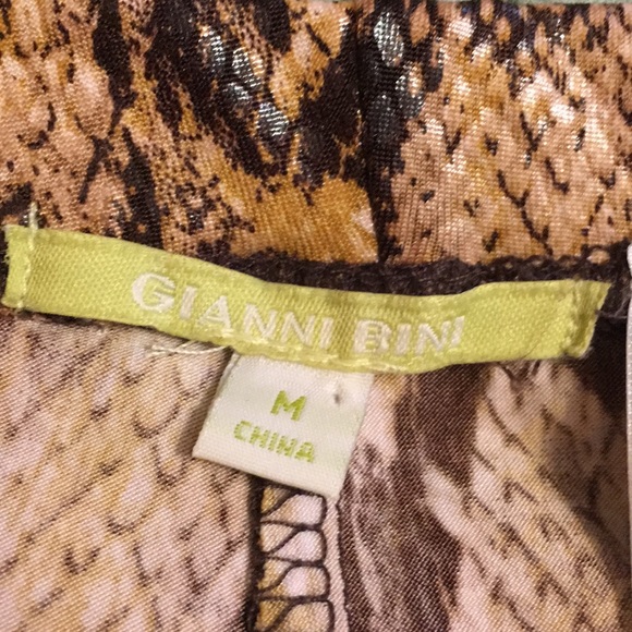 Pleather python leggings! Stretchy/form fitting! - Picture 6 of 8